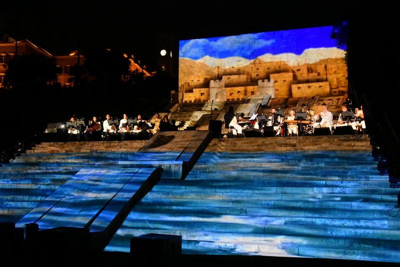 Beirut the sea lover